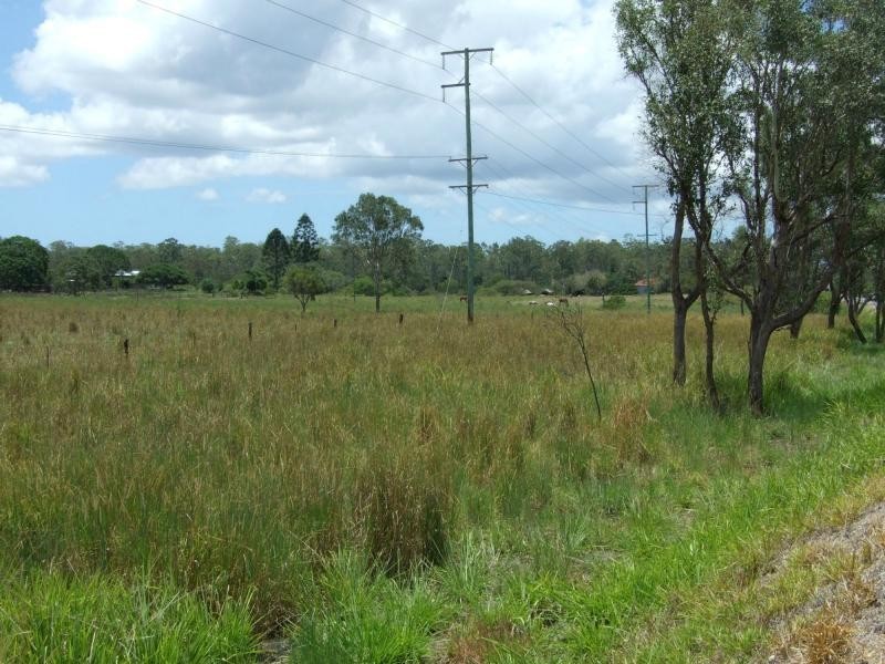 318 Eatonvale Road, Tinana QLD 4650