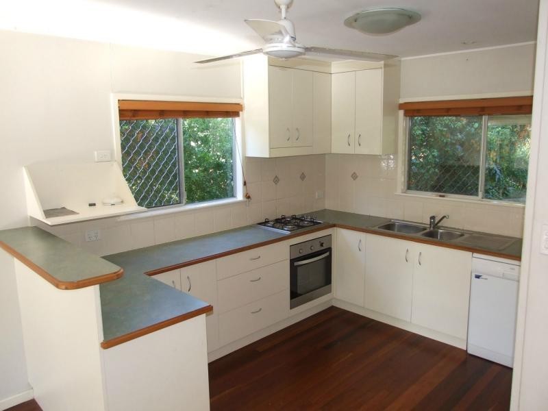 33 Thurecht Street, Maryborough QLD 4650