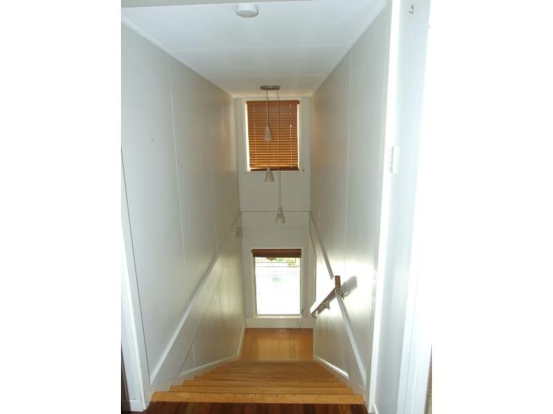 33 Thurecht Street, Maryborough QLD 4650