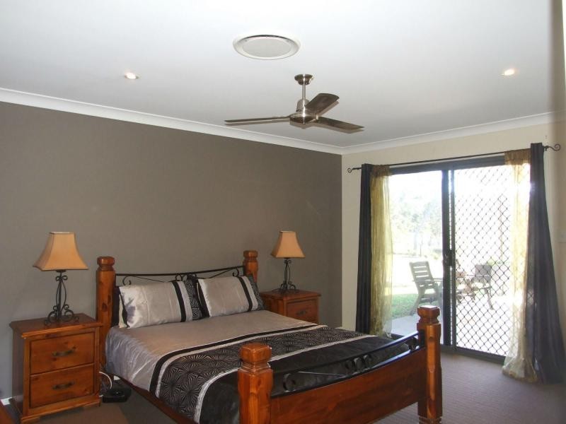 49 Alexander Drive, Oakhurst QLD 4650