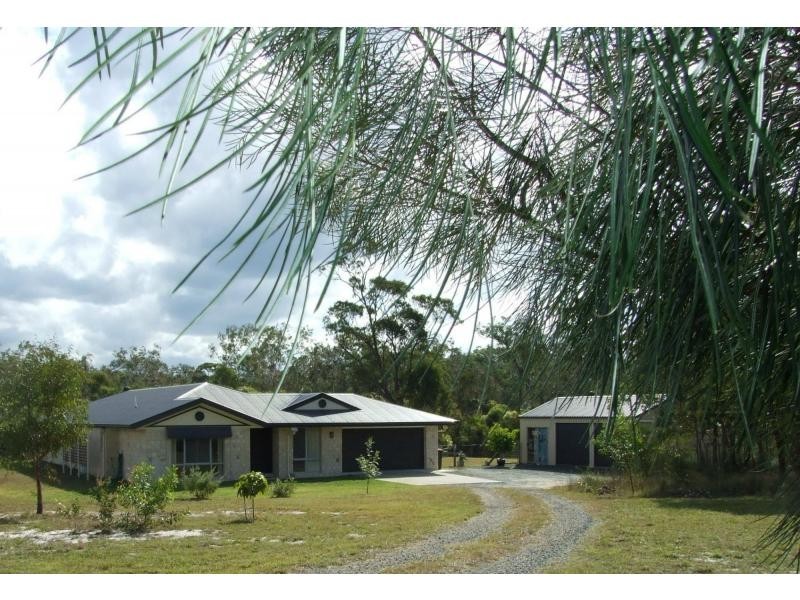 27 Dunmall Drive, Oakhurst QLD 4650