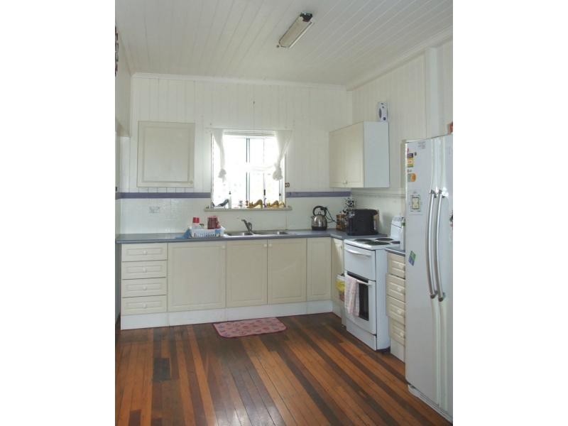 20 Carlisle Street, Maryborough QLD 4650