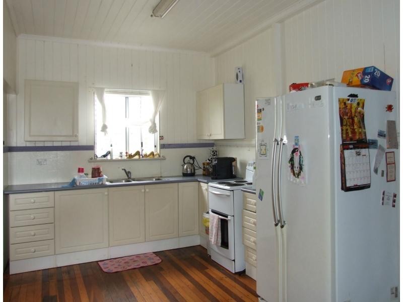 20 Carlisle Street, Maryborough QLD 4650