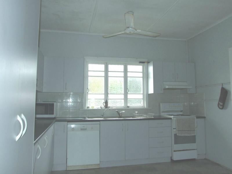 183 Ferry Street, Maryborough QLD 4650