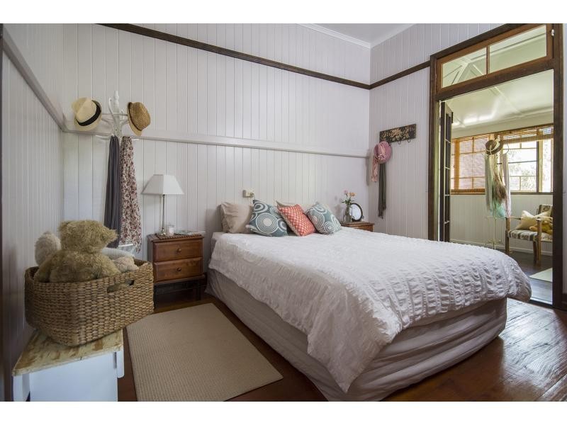 40 Whitaker Street, Boonooroo QLD 4650