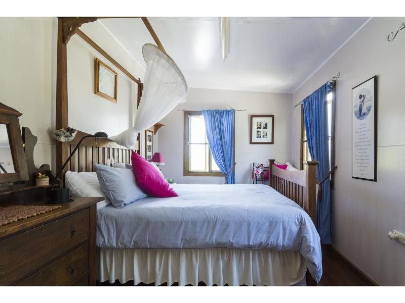 40 Whitaker Street, Boonooroo QLD 4650