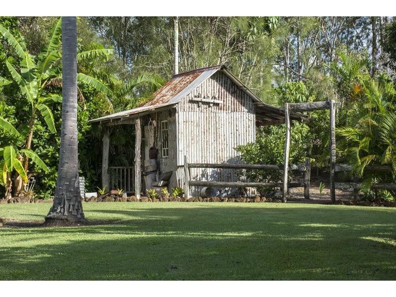 40 Whitaker Street, Boonooroo QLD 4650