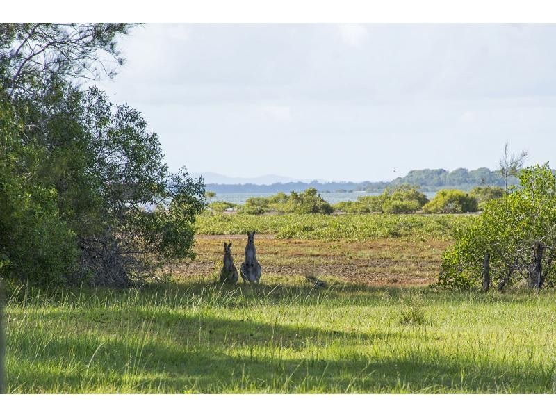 40 Whitaker Street, Boonooroo QLD 4650