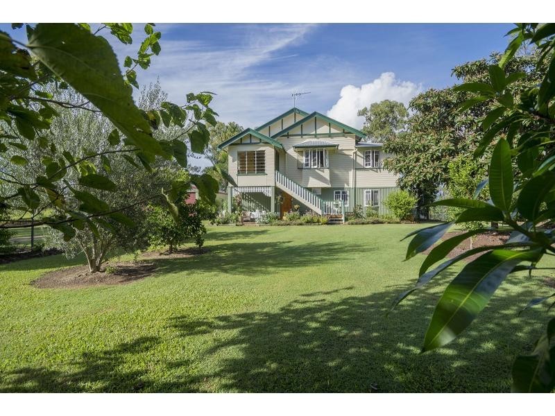 40 Whitaker Street, Boonooroo QLD 4650