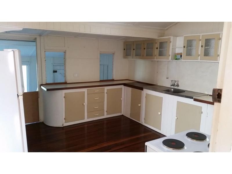 6 William Street, Maryborough QLD 4650