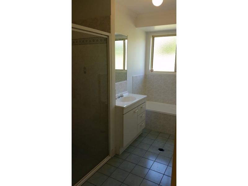 15 Dale Drive, Tiaro QLD 4650
