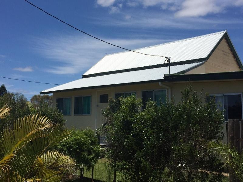 38 Regent Street, Granville QLD 4650