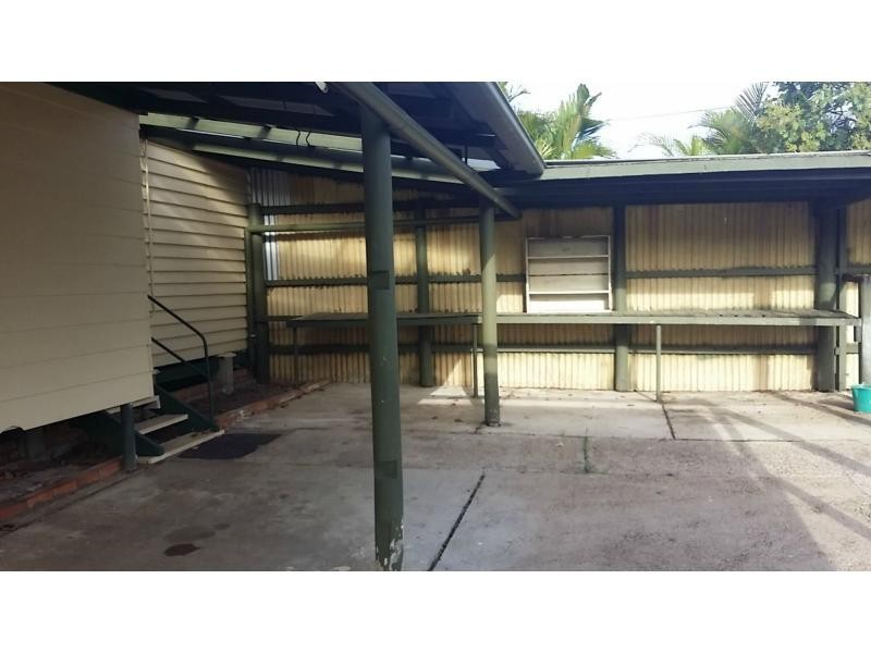 38 Regent Street, Granville QLD 4650
