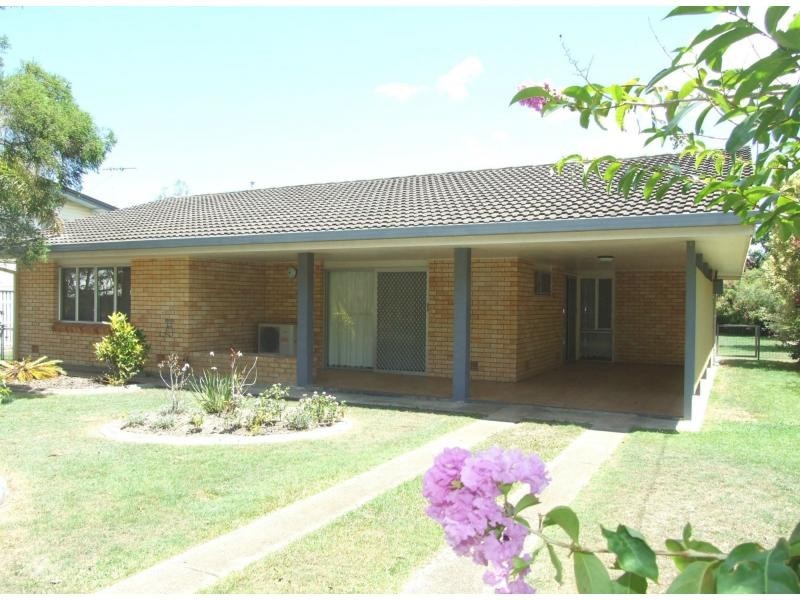 106 Boys Avenue, Maryborough QLD 4650