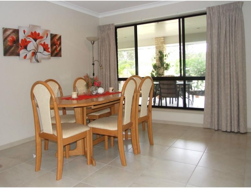 18 Niclintel Place, Oakhurst QLD 4650