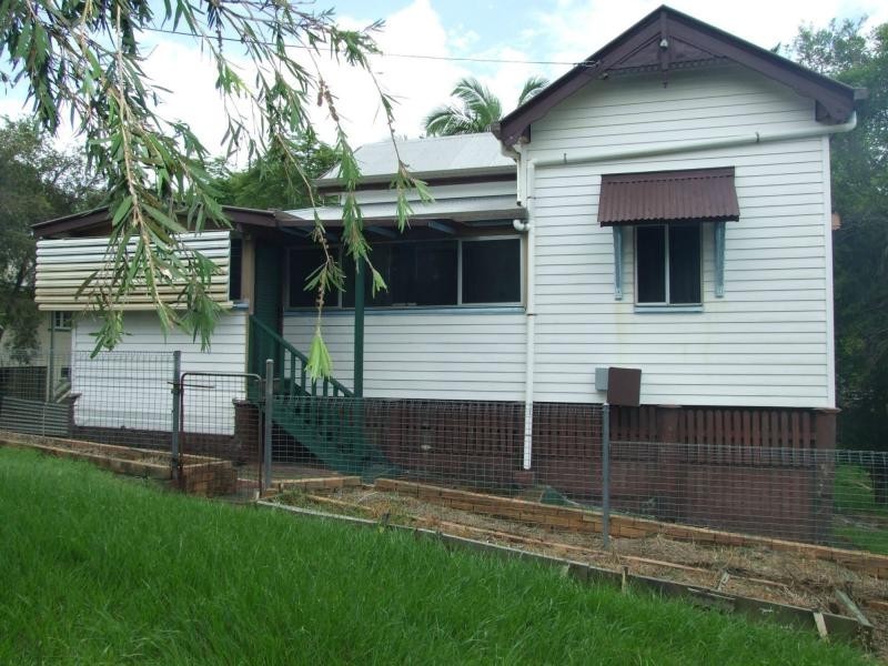 1 Anzac Street, Maryborough QLD 4650