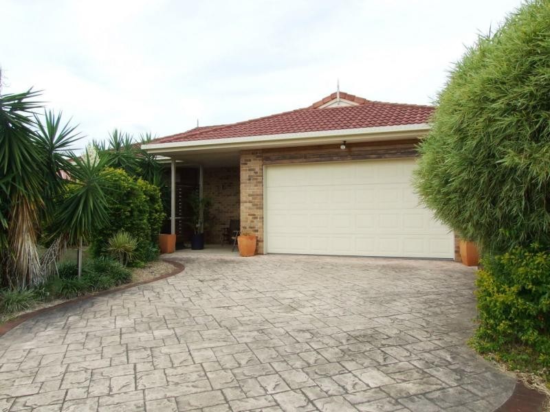 22 Mackay Drive, Tinana QLD 4650