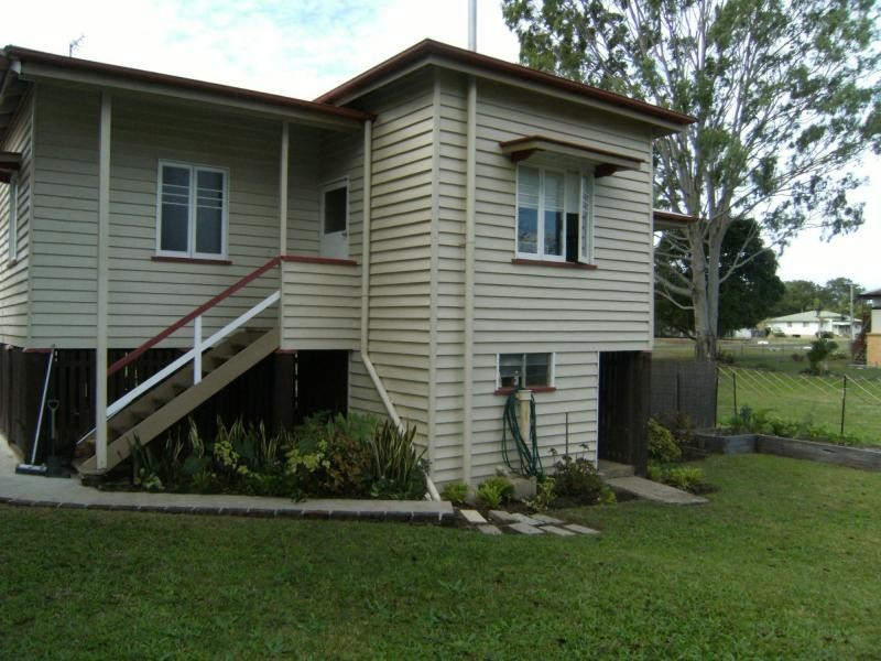 42 Hyne Street, Maryborough QLD 4650