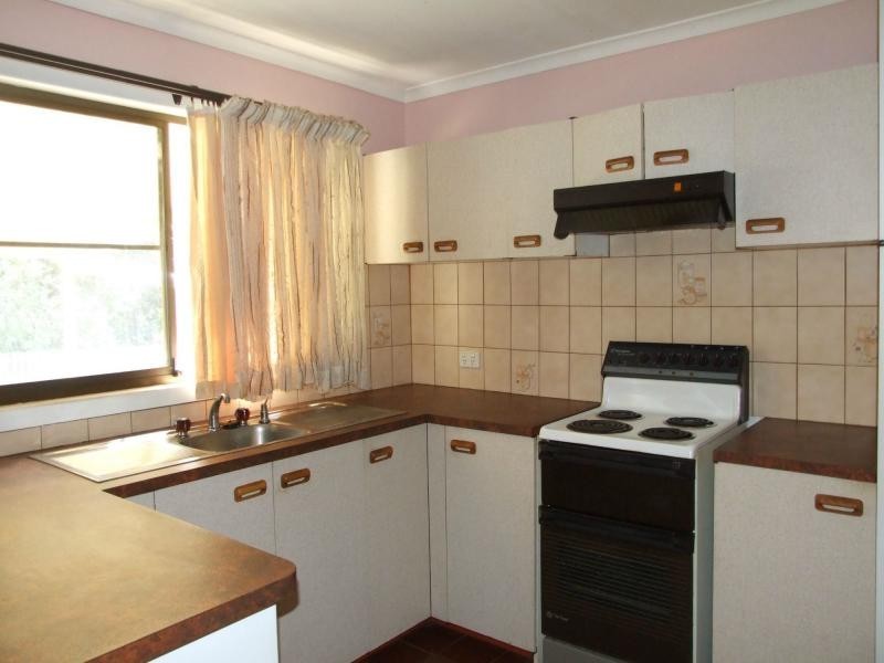 26 Vaughan Street, Aldershot QLD 4650