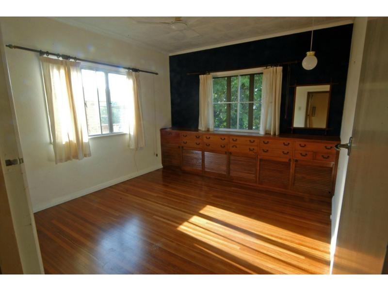 25 Errol Street, Maryborough QLD 4650