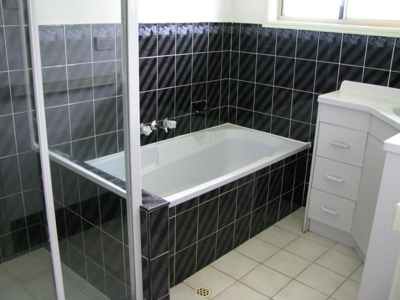 83 Loretto Drive, Oakhurst QLD 4650