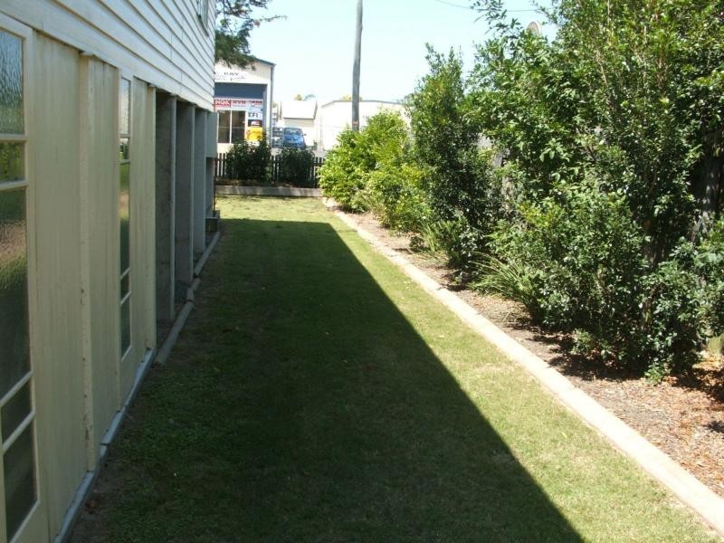 166 Pallas Street, Maryborough QLD 4650