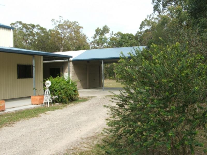 89 Loretto Drive, Oakhurst QLD 4650