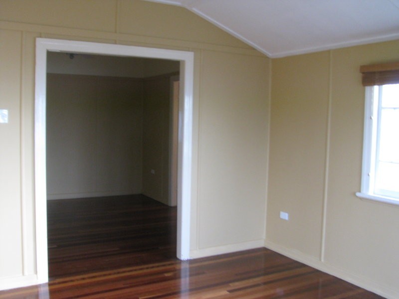 6 Nuneaton Street, Maryborough QLD 4650