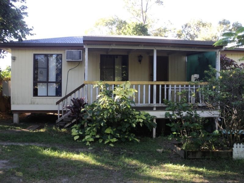 16 Kauri Street, Mungar QLD 4650