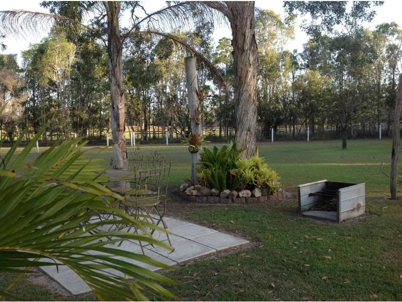 35 Loretto Drive, Oakhurst QLD 4650