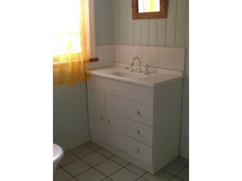25 Arbury Street, Maryborough QLD 4650