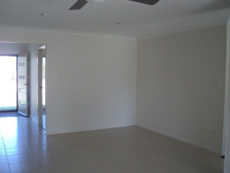77 Lenthall Street, Aldershot QLD 4650