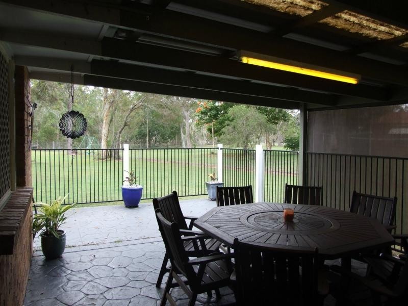 36 Loretto Drive, Oakhurst QLD 4650