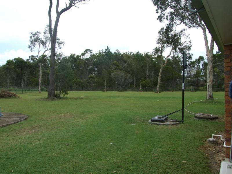 36 Loretto Drive, Oakhurst QLD 4650