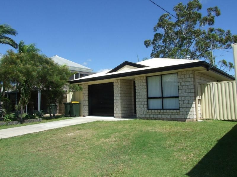 6 Park Street, Maryborough QLD 4650