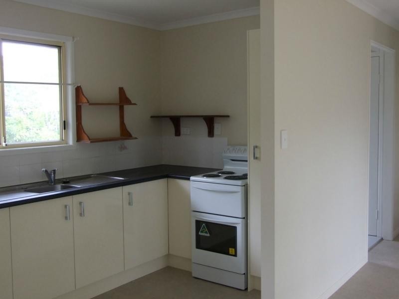 10 Herrenberg Street, Aldershot QLD 4650