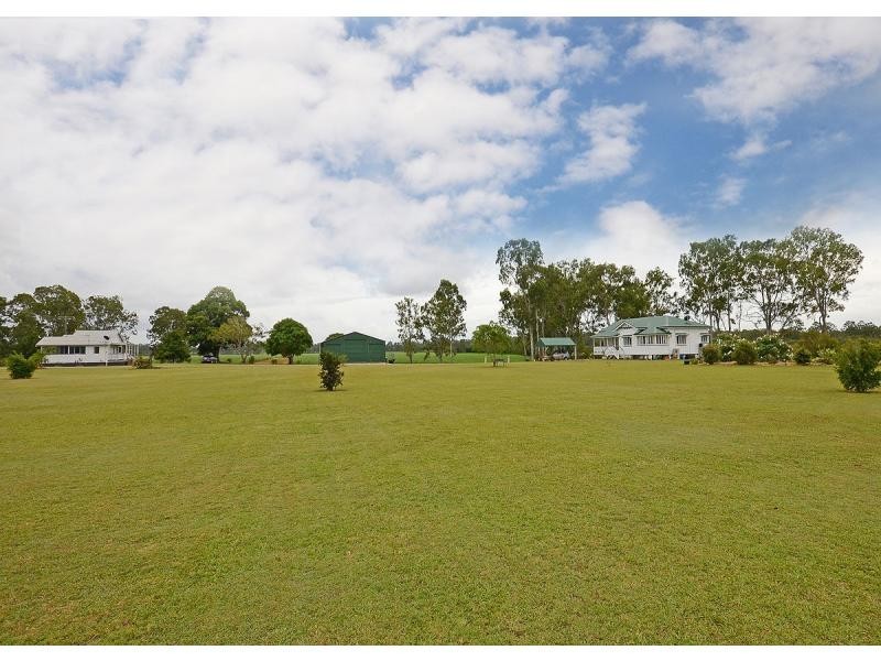 698 Walkers Point Road, Walkers Point QLD 4650