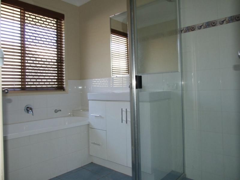 14 Kauri Place, Tinana QLD 4650