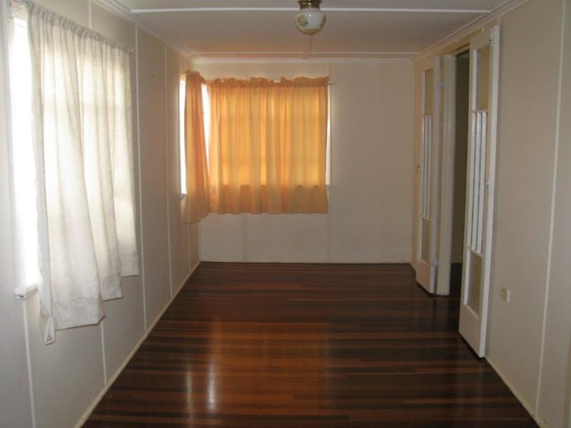 6 Nuneaton Street, Maryborough QLD 4650