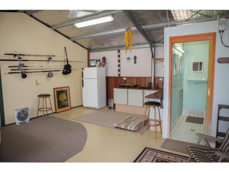 6 Gladstone Street, Maryborough West QLD 4650