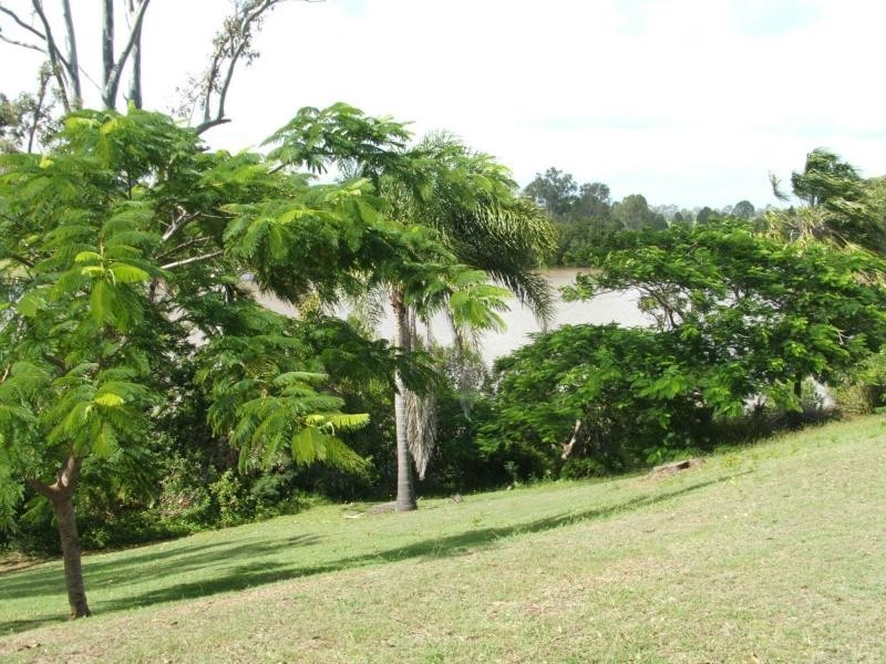1 Doonvilla Avenue, Maryborough QLD 4650