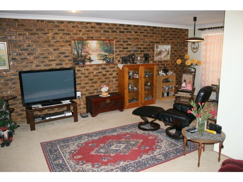 33 High Street, Tinana QLD 4650