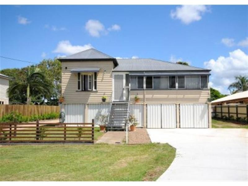 12 New Street, Maryborough QLD 4650