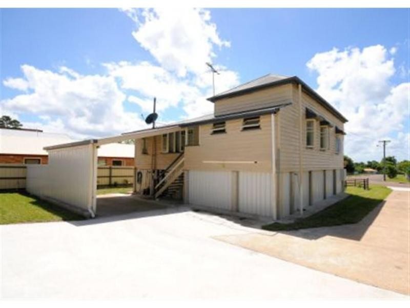 12 New Street, Maryborough QLD 4650