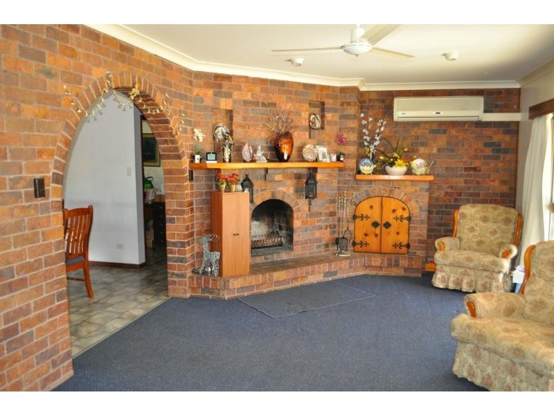 11 Neil Road, Maryborough QLD 4650