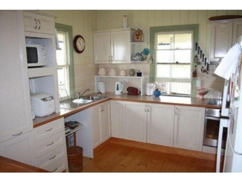 210 Island Plantation Road, Island Plantation QLD 4650