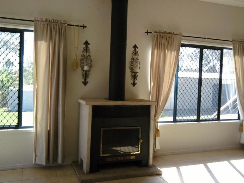 2 Snapper Street, Ferney QLD 4650