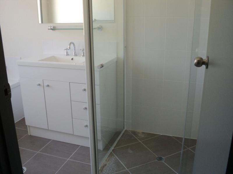 136 Woocoo Drive, Oakhurst QLD 4650