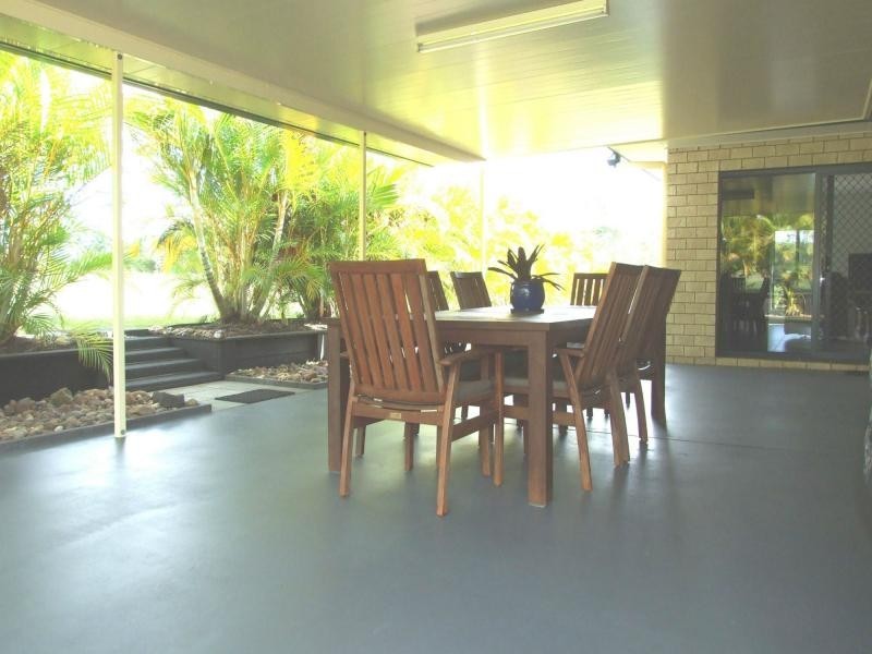 1 Jilgarree Place, Oakhurst QLD 4650