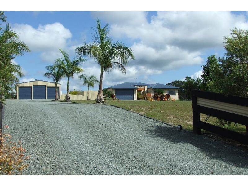 1 Jilgarree Place, Oakhurst QLD 4650